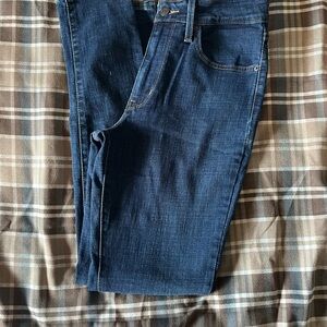 Women’s  Levi Jeans